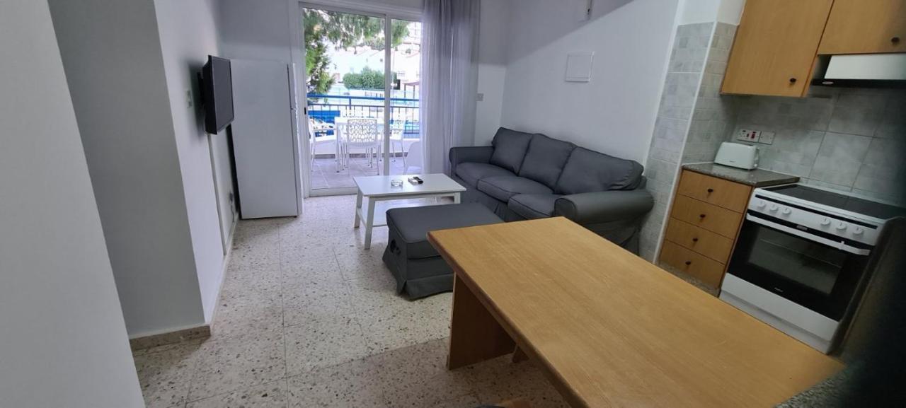 Latchi Area Apartments Extérieur photo